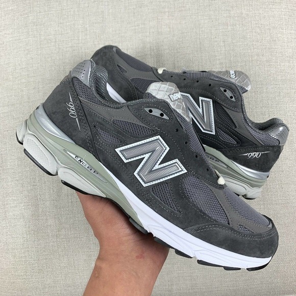 New Balance 990v3 Sneakers